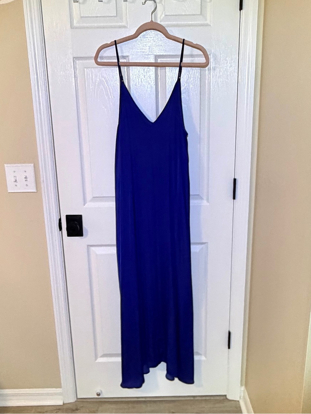 Van Winkle Medium Navy Blue Slip Maxi Dress with Adjustable Spaghetti Straps. XL